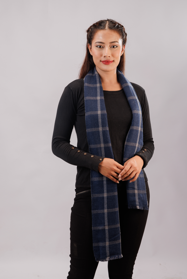 Double side check stole
