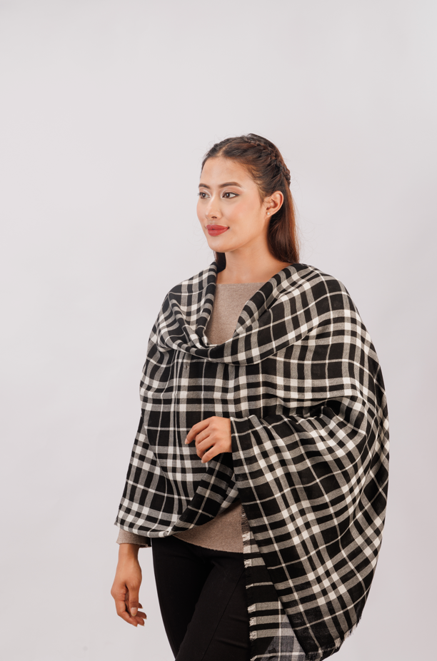 Black and white check stole