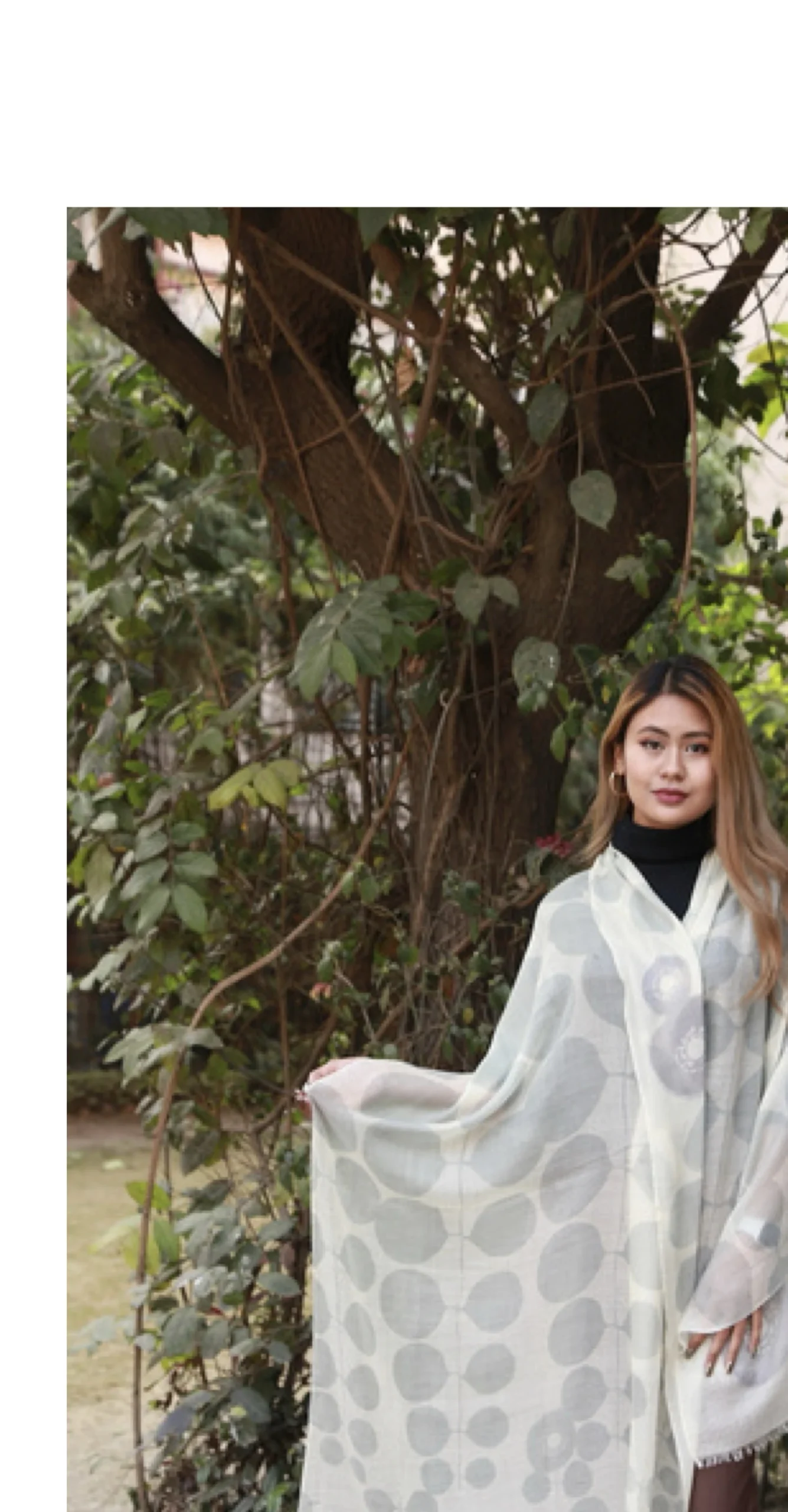 Printed Dot Stole